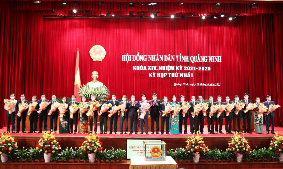 Kỳ họp thứ nhất HĐND tỉnh khóa XIV: Bầu các chức danh UBND tỉnh