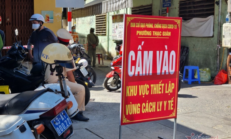 Đà Nẵng phong tỏa tạm thời gần 1.200 hộ dân liên quan đến ca mắc Covid-19
