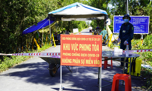 Khởi tố vụ án làm lây Covid-19 ở Tiền Giang
