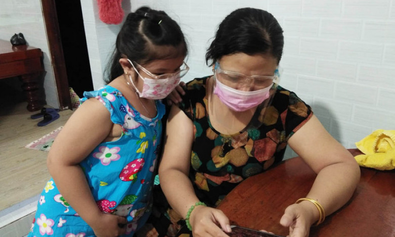 TP Hồ Chí Minh: Công nhân lo lắng đi làm giữa dịch