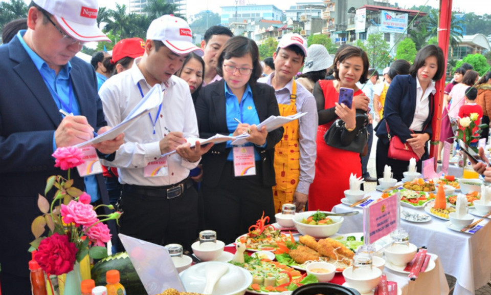 Cội nguồn của hạnh phúc