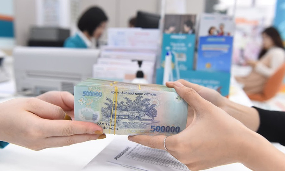 Giảm 30 loại phí từ ngày 1.7, hỗ trợ khó khăn bởi dịch Covid-19