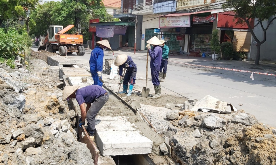 Đẩy nhanh tiến độ các dự án đầu tư công 