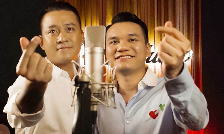 Tuấn Hưng, Khắc Việt hát cổ vũ Sài Gòn chống dịch