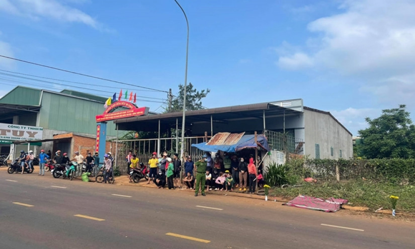 Nam sinh lớp 9 tử vong bên vệ đường