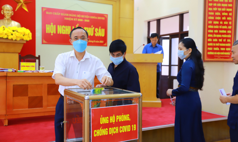 Bình Liêu: Phát động cao điểm quyên góp, ủng hộ phòng chống dịch Covid - 19