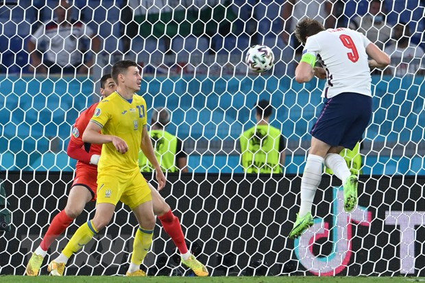 Tuyen Anh hien ngang vao ban ket EURO 2020 sau man vui dap Ukraine hinh anh 3