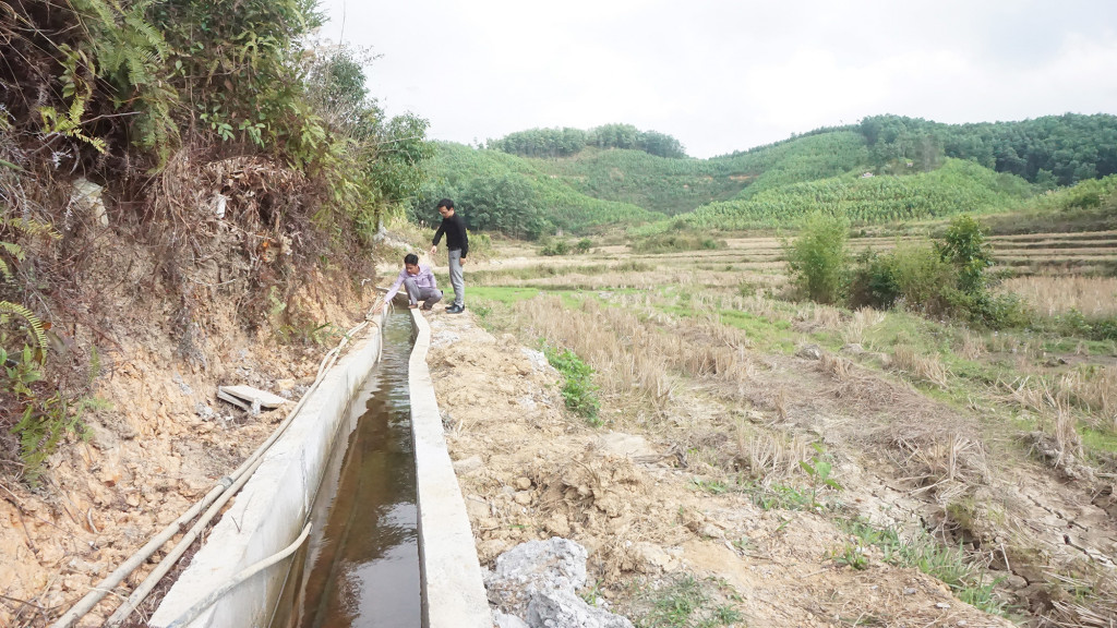 Tuyến kênh Khủi Pẻn, thôn Tùng Cầu, xã Vô Ngại (Bình Liêu) hoàn thành đưa vào sử dụng trong năm 2020 đảm bảo phục vụ nước tưới cho người dân sản xuất. Ảnh: Minh Đức
