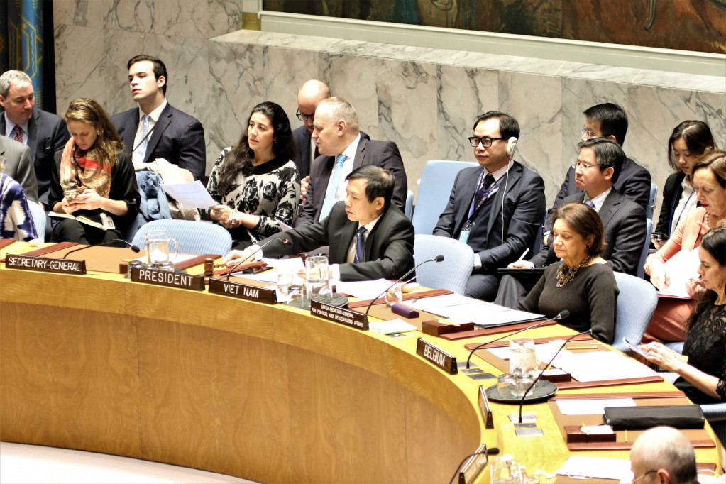 Trên cương vị Chủ tịch Hội đồng Bảo an Liên hợp quốc, Đại sứ Đặng Đình Quý, Trưởng phái đoàn Thường trực Việt Nam tại Liên hợp quốc, chủ trì phiên thảo luận mở của Hội đồng Bảo an Liên hợp quốc về tình hình Palestine - Israel, ngày 21-1-2020_Ảnh: TTXVN