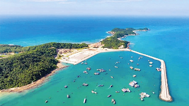 Co To island: A jade pearl of the northeast region.