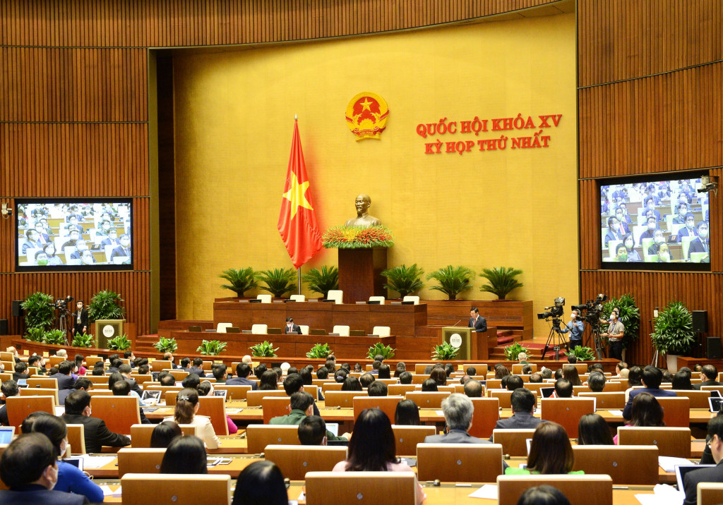 A plenary sitting of the first session of the 15th National Assembly. Photo: VGP