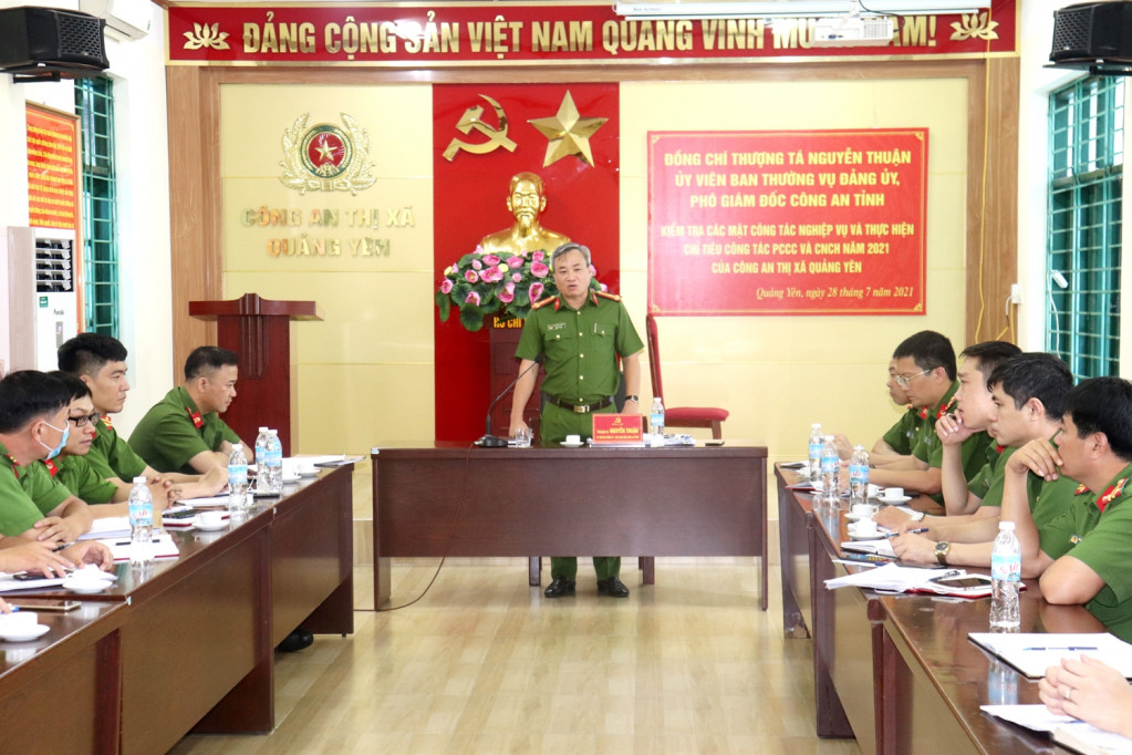 Thượng tá Nguyễn Thuận, Phó Giám đốc Công an tỉnh phát biểu 