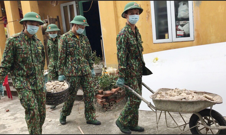 Vững vàng thế trận lòng dân