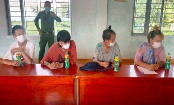 4 người Trung Quốc nhập cảnh trái phép đi mua đồ ăn bị dân phát hiện