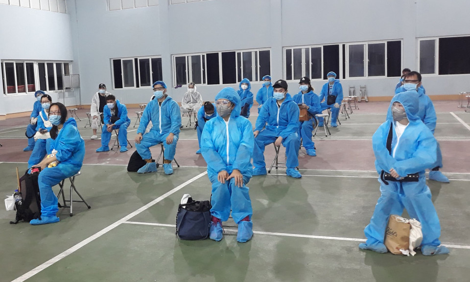 Tiếp nhận cách ly 143 công dân Việt Nam về từ Hàn Quốc
