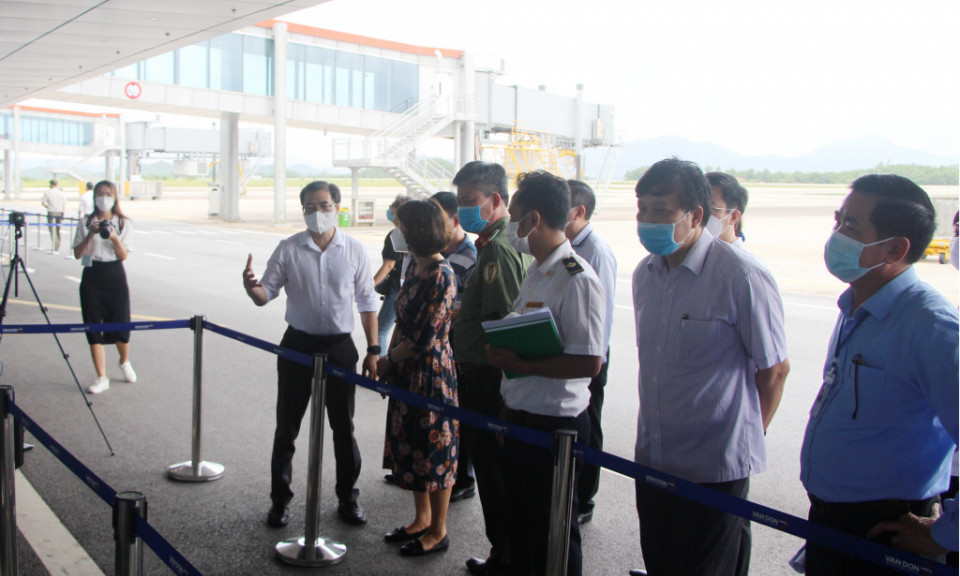 Quang Ninh to trial 7-day quarantine for people with antibodies to SARS-CoV-2