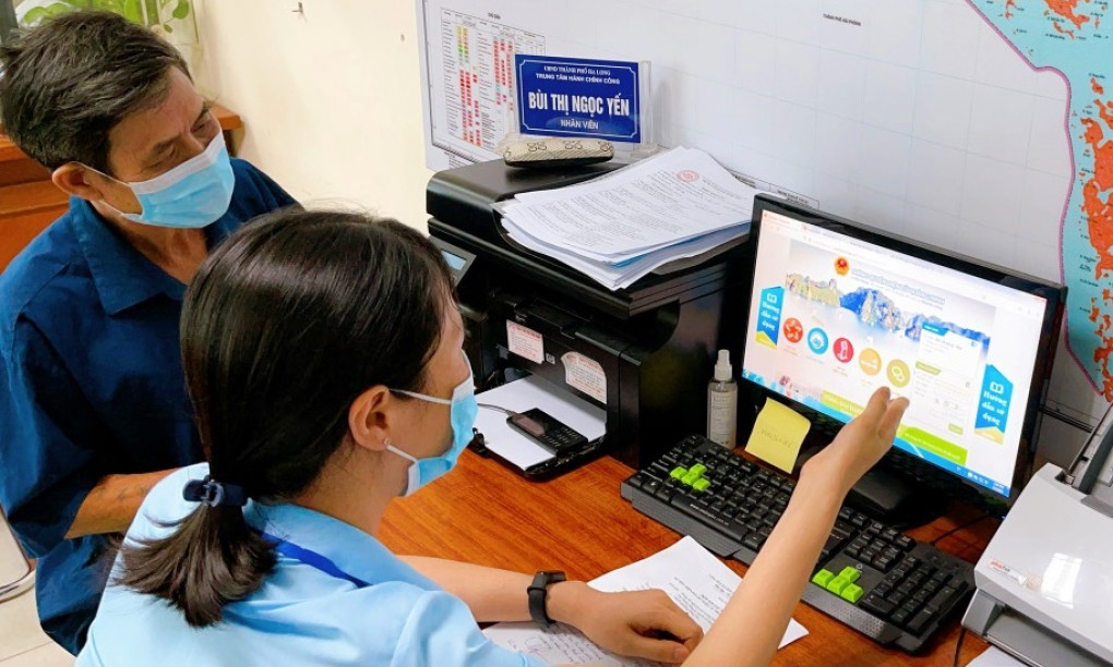 Hạ Long: Nâng cao chất lượng đội ngũ cán bộ
