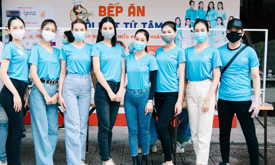 Dàn hoa hậu, á hậu nấu hàng ngàn phần cơm phục vụ người nghèo, lực lượng chống dịch