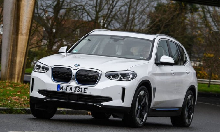 Những mẫu SUV chạy điện tốt nhất 2021
