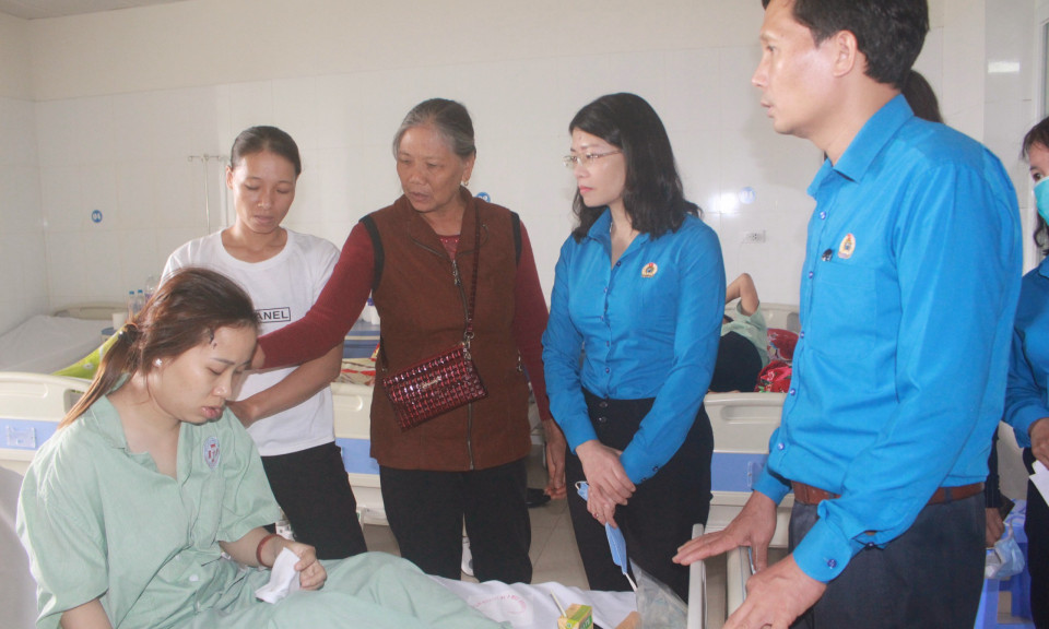 Đưa đón công nhân trong Khu công nghiệp: Cần phương án tối ưu