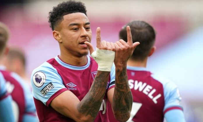 Lingard nhận được lời đề nghị từ Gã khổng lồ