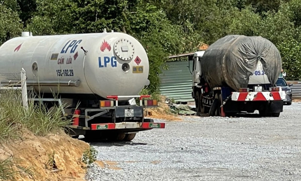Phá cơ sở sang chiết gas trái phép quy mô lớn