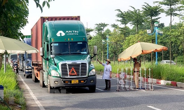 Doanh nghiệp kêu khó vì yêu cầu giấy xét nghiệm COVID-19 mỗi nơi một khác