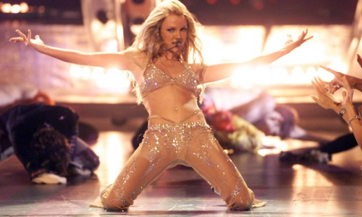 "Britney Spears bị đầu độc bởi những loại thuốc cực mạnh"