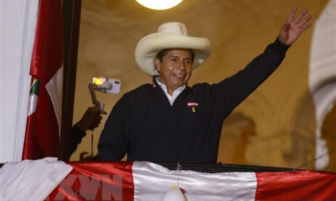 Ứng cử viên cánh tả Pedro Castillo đắc cử Tổng thống Peru