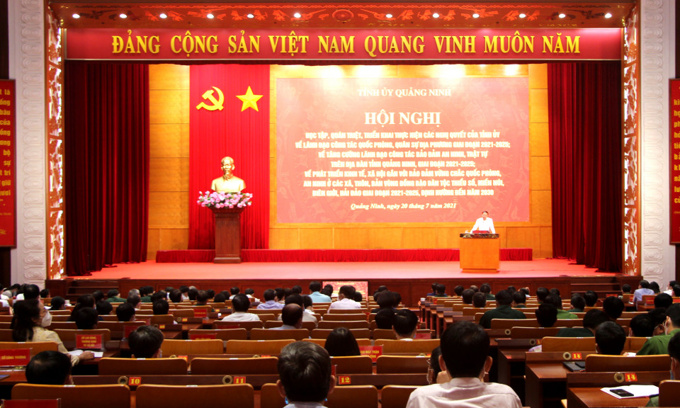 Học tập, quán triệt, triển khai thực hiện các nghị quyết của Tỉnh ủy