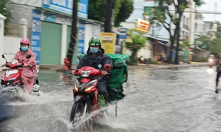 Áp thấp nhiệt đới gây mưa lớn diện rộng tại các tỉnh miền Bắc
