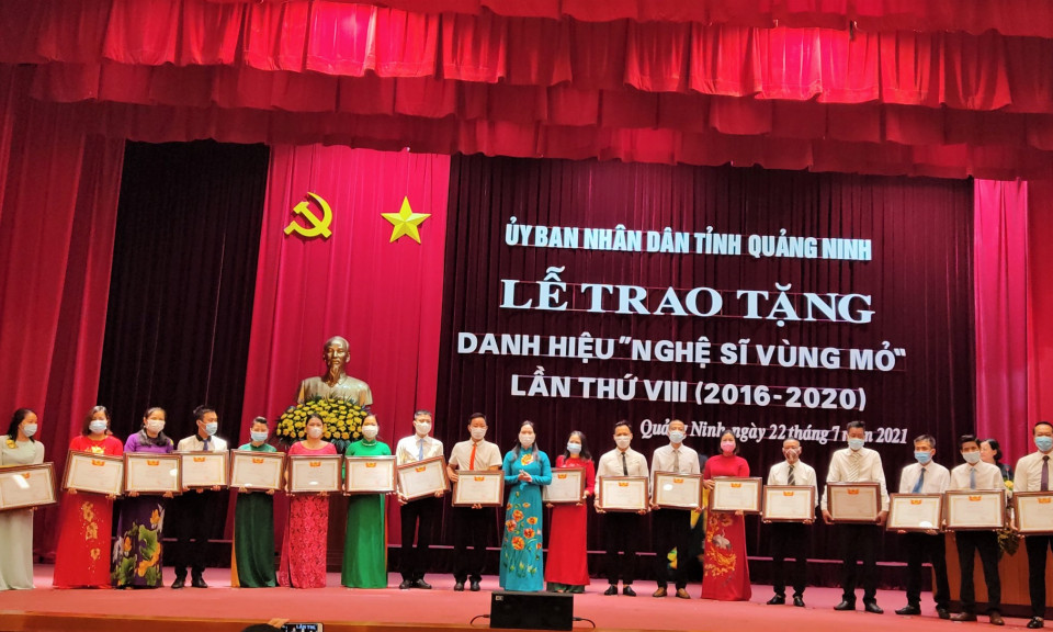 Lễ trao tặng danh hiệu “Nghệ sĩ Vùng mỏ” lần thứ VIII