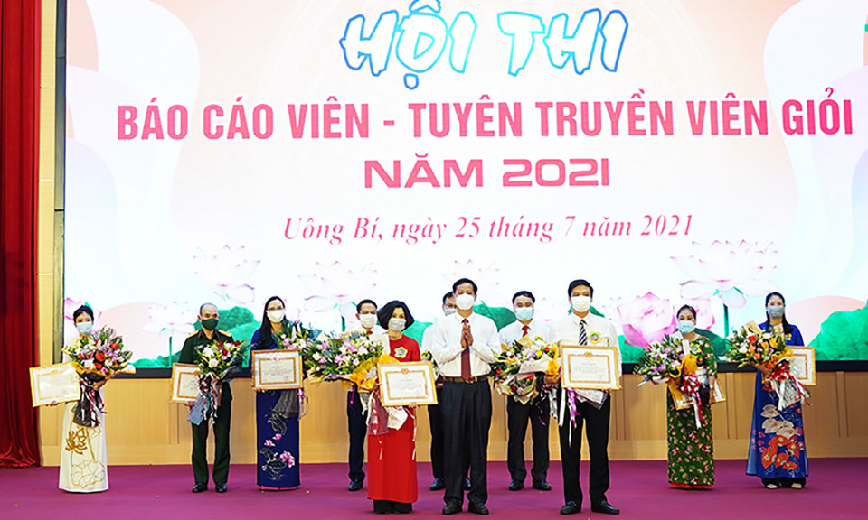 Hội thi tuyên truyền viên, báo cáo viên giỏi TP Uông Bí