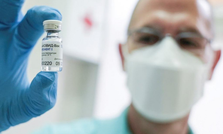 Nga thử nghiệm kết hợp vaccine của AstraZeneca và Sputnik V