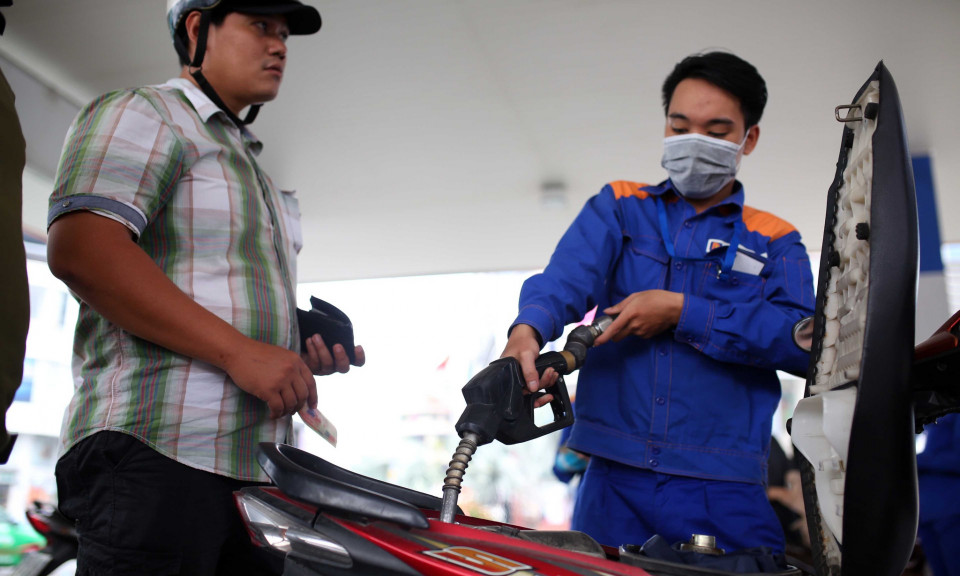 Giá xăng chiều nay có thể giảm nhẹ