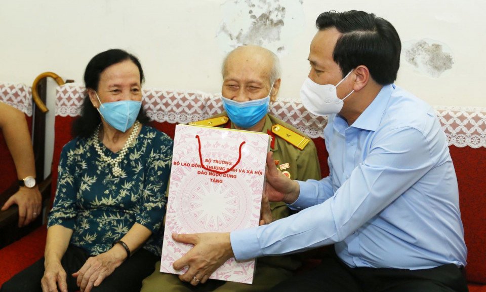Bổ sung thêm 800 tỷ đồng/năm để thực hiện các chính sách ưu đãi người có công 