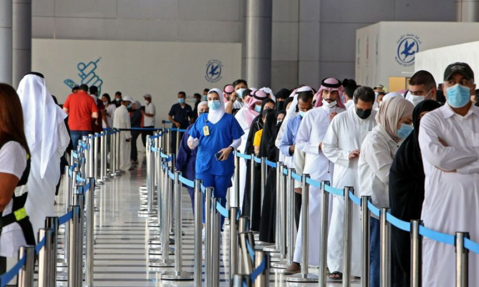 Kuwait cấm công dân chưa tiêm vaccine COVID-19 ra nước ngoài