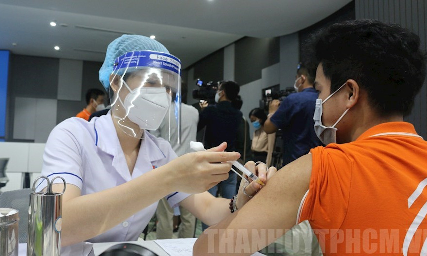 Số liều tiêm vaccine phòng COVID-19 cả nước vượt mốc 5 triệu