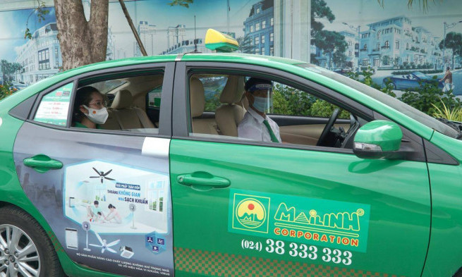 50 taxi được đưa đón khách ở sân bay Nội Bài
