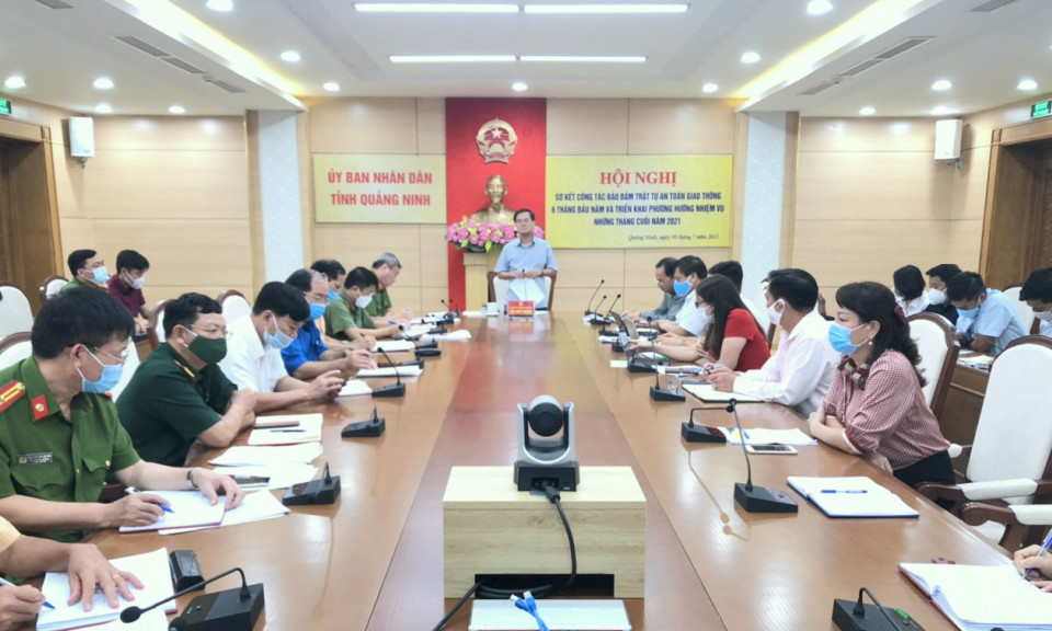 Sơ kết công tác đảm bảo trật tự an toàn giao thông 7 tháng đầu năm và triển khai nhiệm vụ những tháng cuối năm 2021