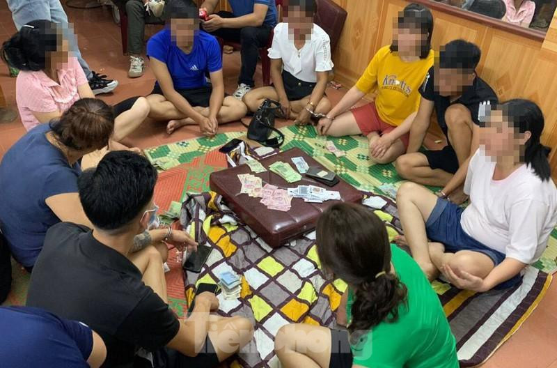 Trong số 18 người tham gia đánh bạc, có cả cán bộ đang công tác tại các xã thuộc huyện Trùng Khánh, Cao Bằng -Ảnh: TL