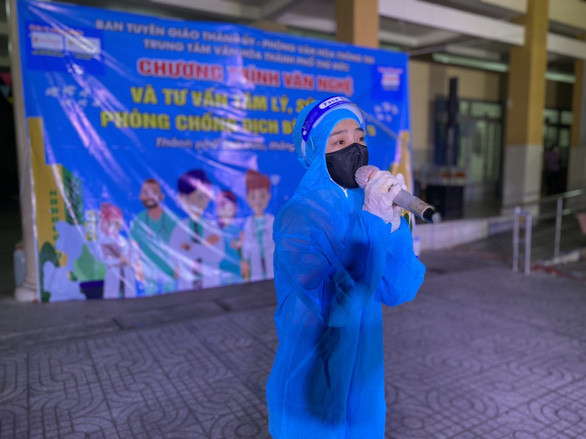 K-ICM, Nguyễn Phi Hùng hát cổ vũ tinh thần phòng chống dịch COVID-19 - Ảnh 4.