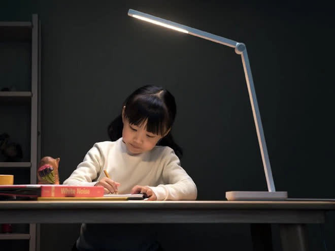 Xiaomi ra mắt đèn bàn mới, cập nhật loạt tính năng thông minh, giá chỉ 15 USD - Ảnh 2.