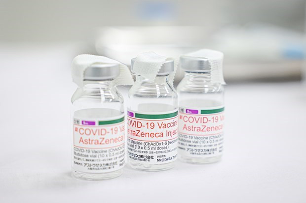 Them 1,2 trieu lieu vaccine COVID-19 cua AstraZeneca ve Viet Nam hinh anh 1