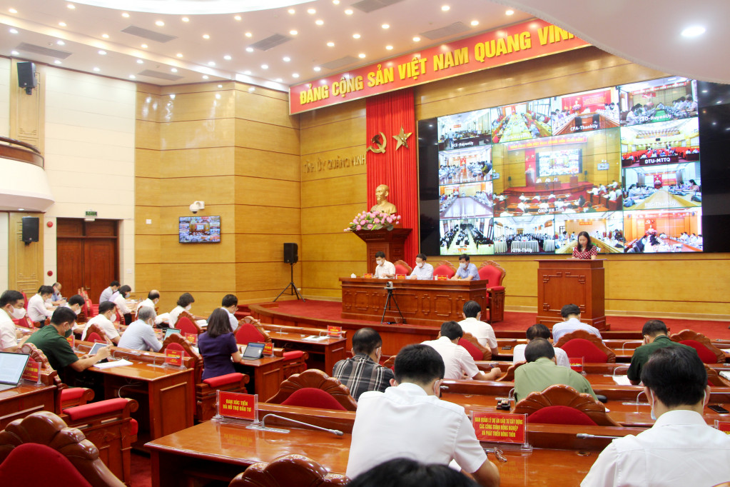 Hội nghị sơ kết 3 năm thực hiện Nghị quyết 11 của Ban Chấp hành Đảng bộ tỉnh.