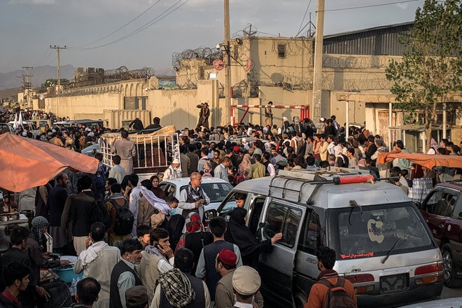 giam dap chet nguoi o san bay Kabul anh 1