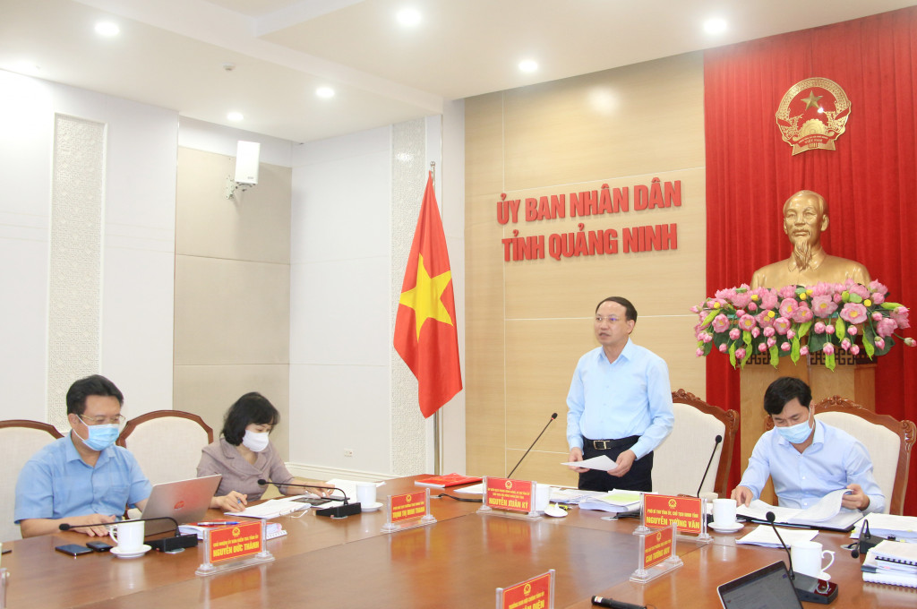 Đồng chí Nguyễn Xuân Ký, Ủy viên Trung ương Đảng, Bí thư Tỉnh ủy, Chủ tịch HĐND tỉnh, phát biểu kết luận.