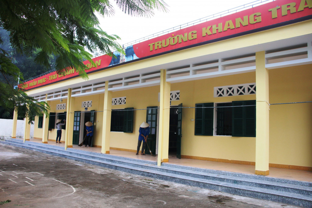 Khu nhà ở khang trang của học sinh bán trú điểm trường Đồng Cậm, trường Tiểu học Hoành Mô, huyện Bình Liêu.