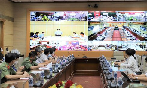 Bộ trưởng Y tế: 'Chuẩn bị cho trận chiến bền bỉ'