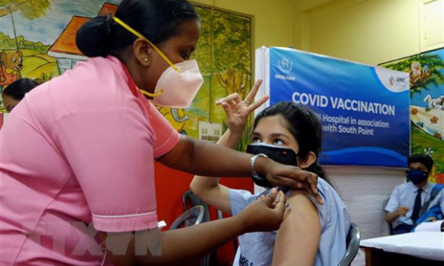 Hơn 199 triệu ca mắc COVID-19 trên toàn cầu, Philippines kéo dài lệnh giới nghiêm ở Manila